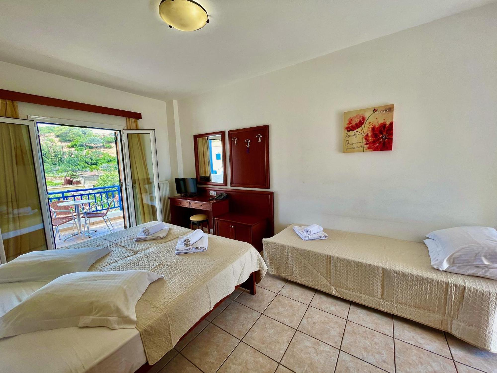 Venardos Hotel Agia Pelagia  Ngoại thất bức ảnh